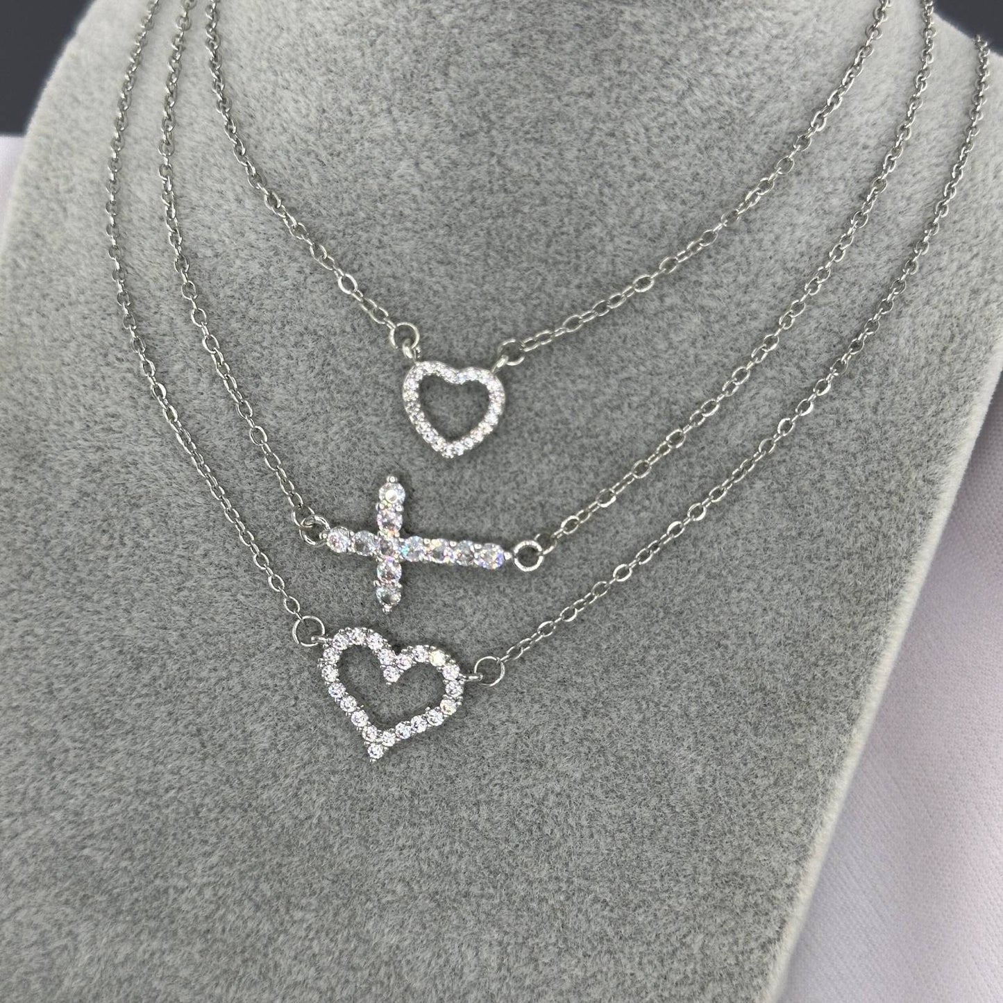 Stainless steel Hearts necklace, Intensity