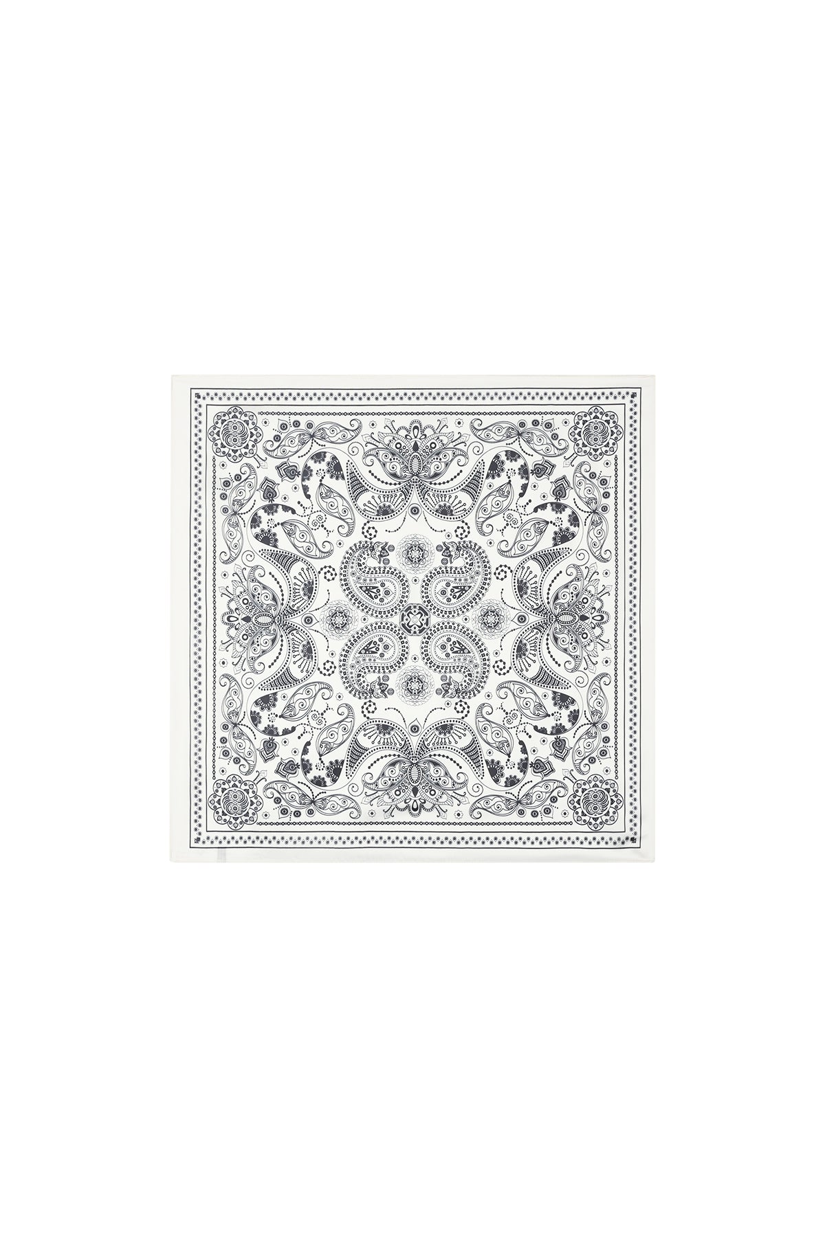 Zomersjaals met paisley-patroon